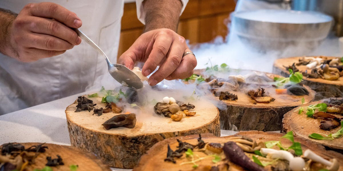 Daytona Beach restaurants for business lunches and client dinners