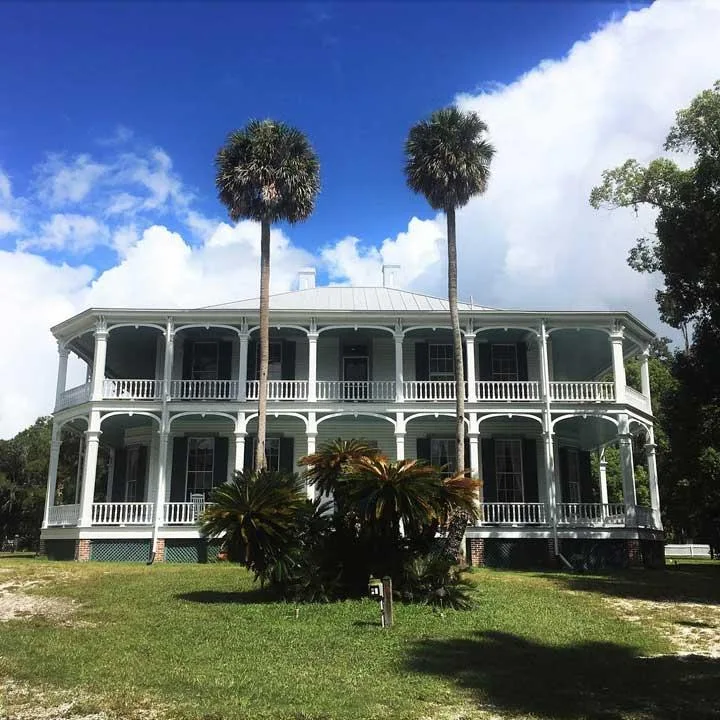 A beautiful historic home in debary florida called the debary hall