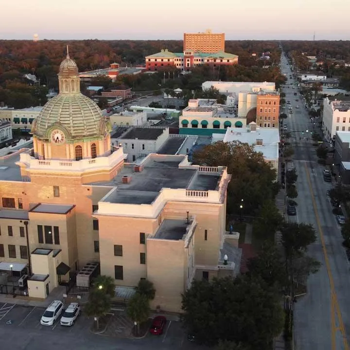 The downtown view of the city of Deland Florida